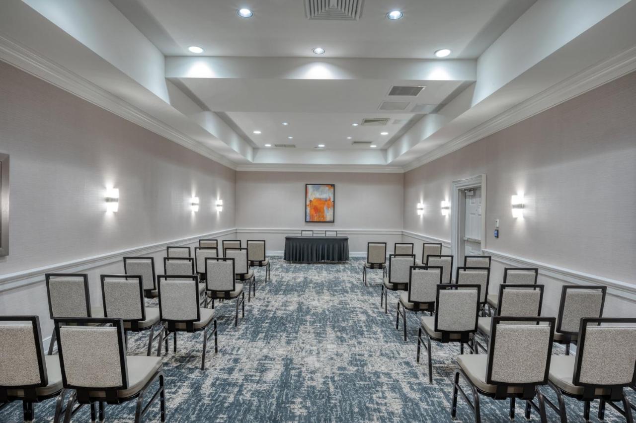 Crowne Plaza Albany - The Desmond Hotel Buitenkant foto